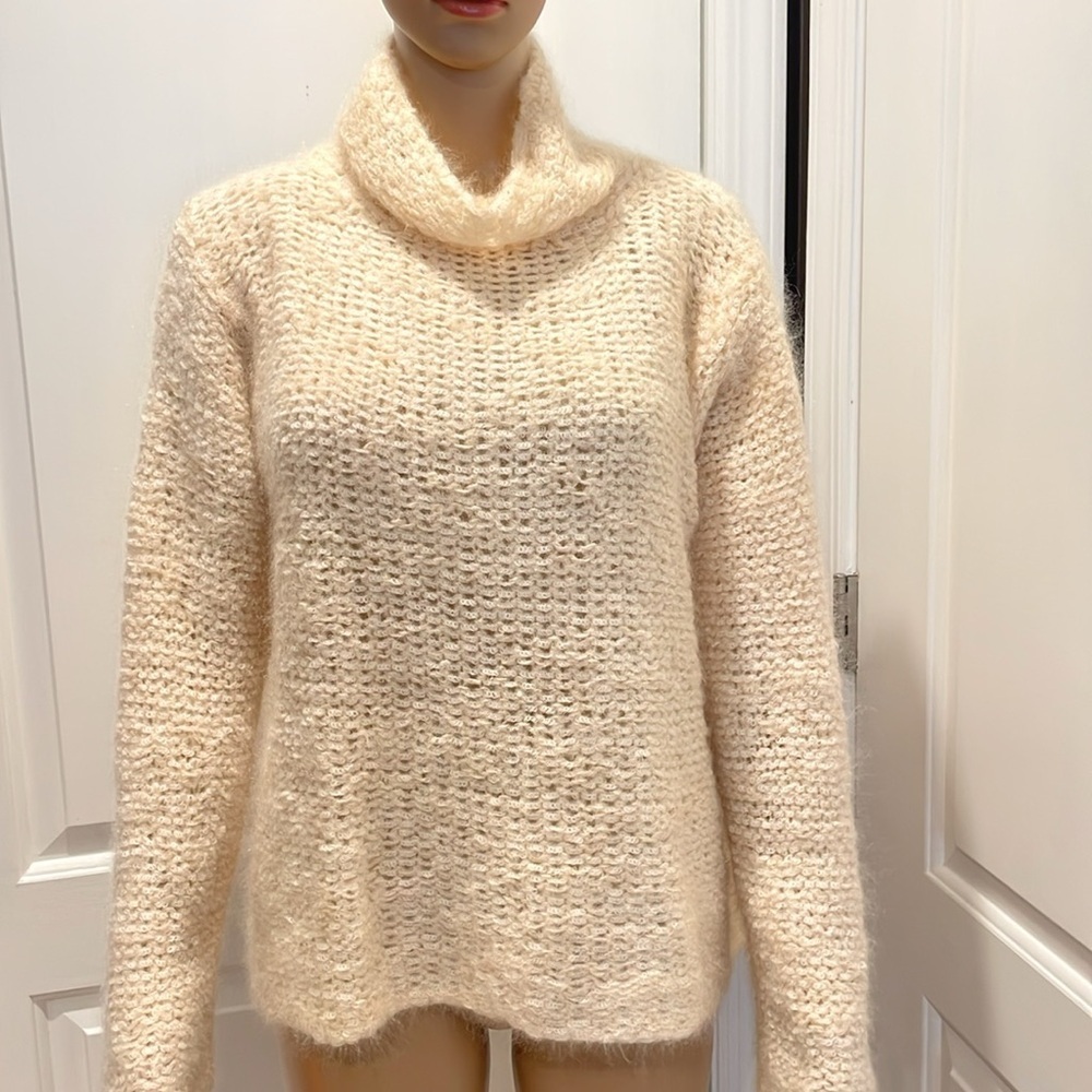 Eileen Fisher Italian yarn loose knit Womens Boxy Sweater creamy size L - Picture 2 of 5